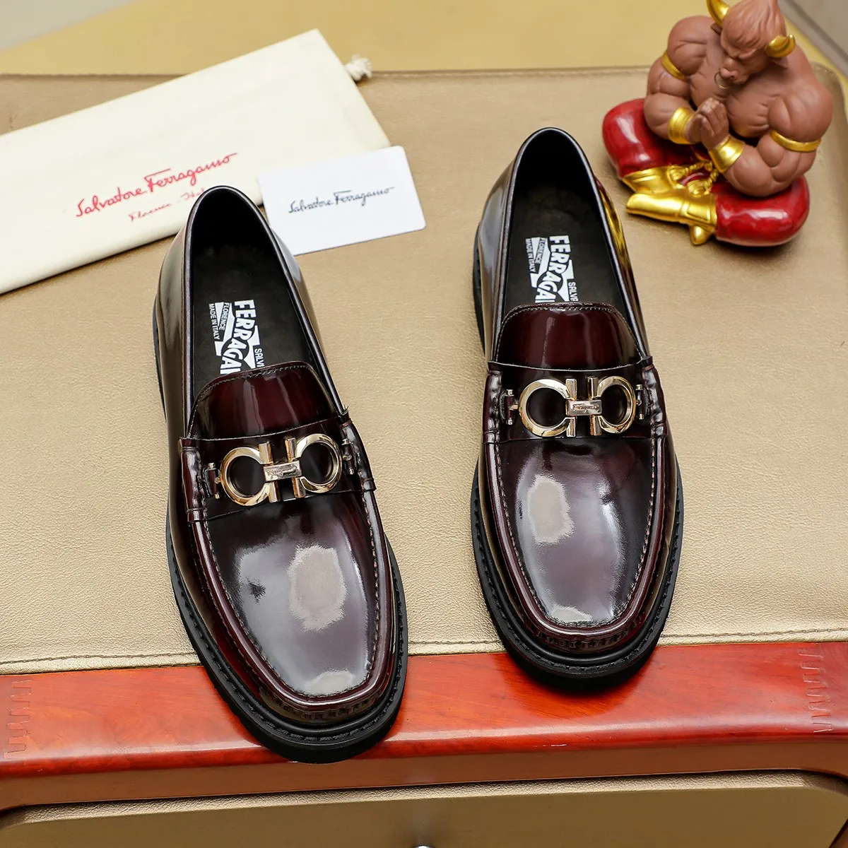 Men's shoes 💰500 Ferragamo [Ferragamo] top imported suit men's shoes 💯Original copy of the official website, product materials: selected imported embossed calfskin + luxury hardware buckle accessories ~ imported water-dyed cow 🐂 leather lining. Strong three-dimensional visual effect, original combination outsole, multiple colors available😘 Size: 38-44 (.45.46. Customized)